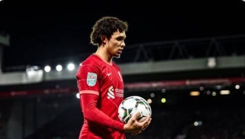 意媒：诺丁汉森林预计周二与尤文接触，以敲定道路的转会